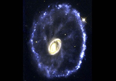 cartwheel galaxy-2.jpg